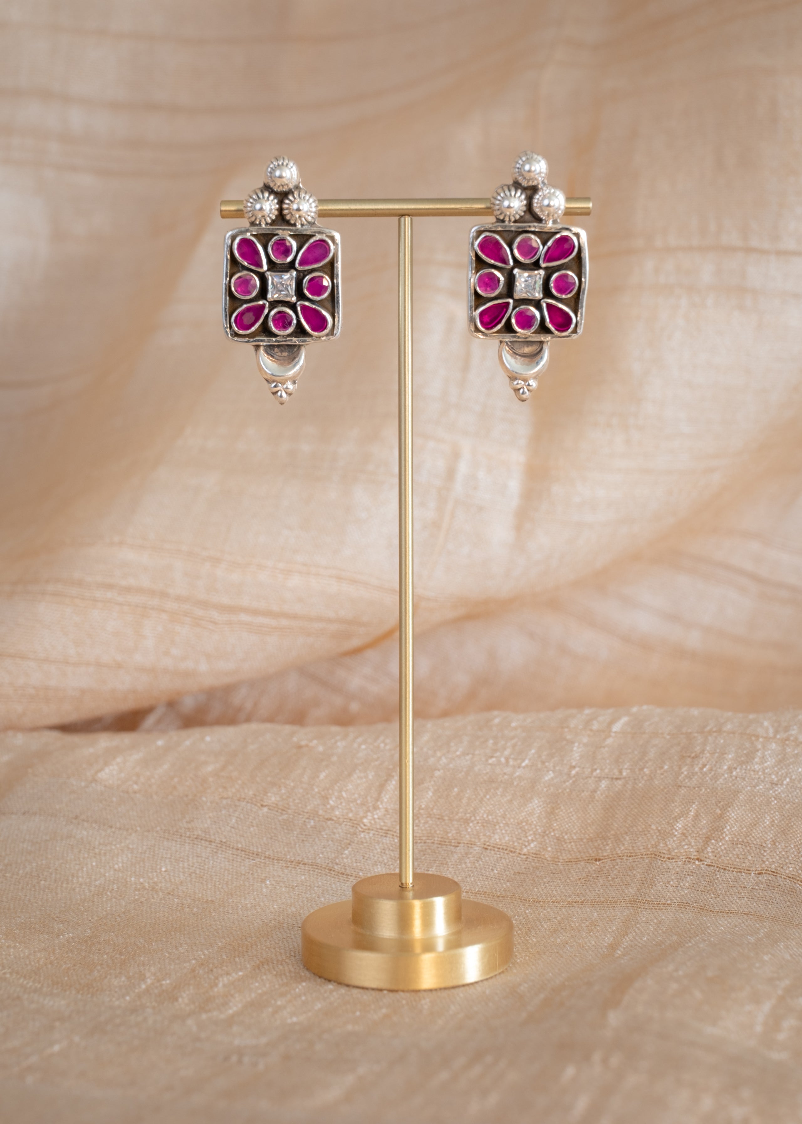 Malar Studs