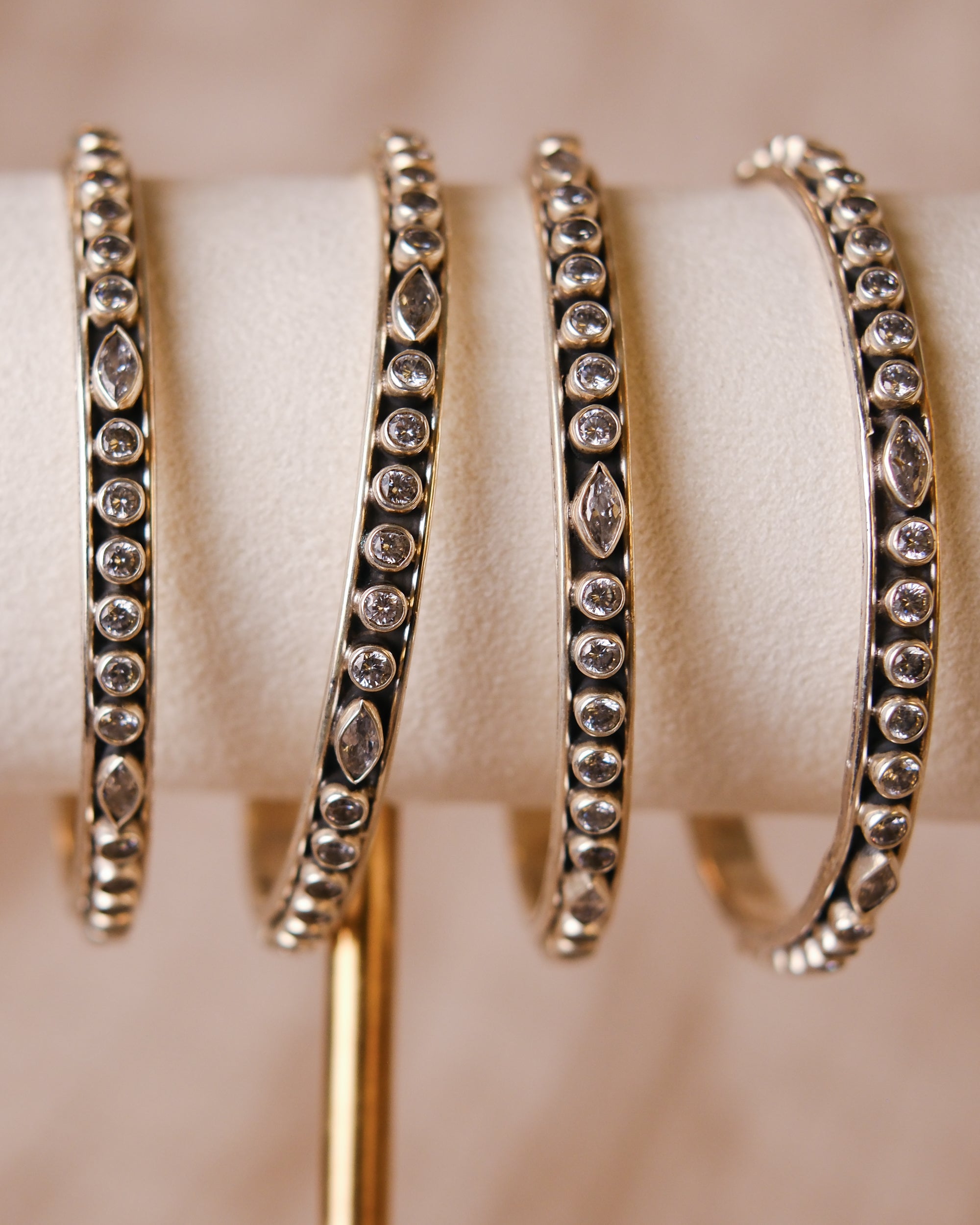 Raaya Silver Bangles