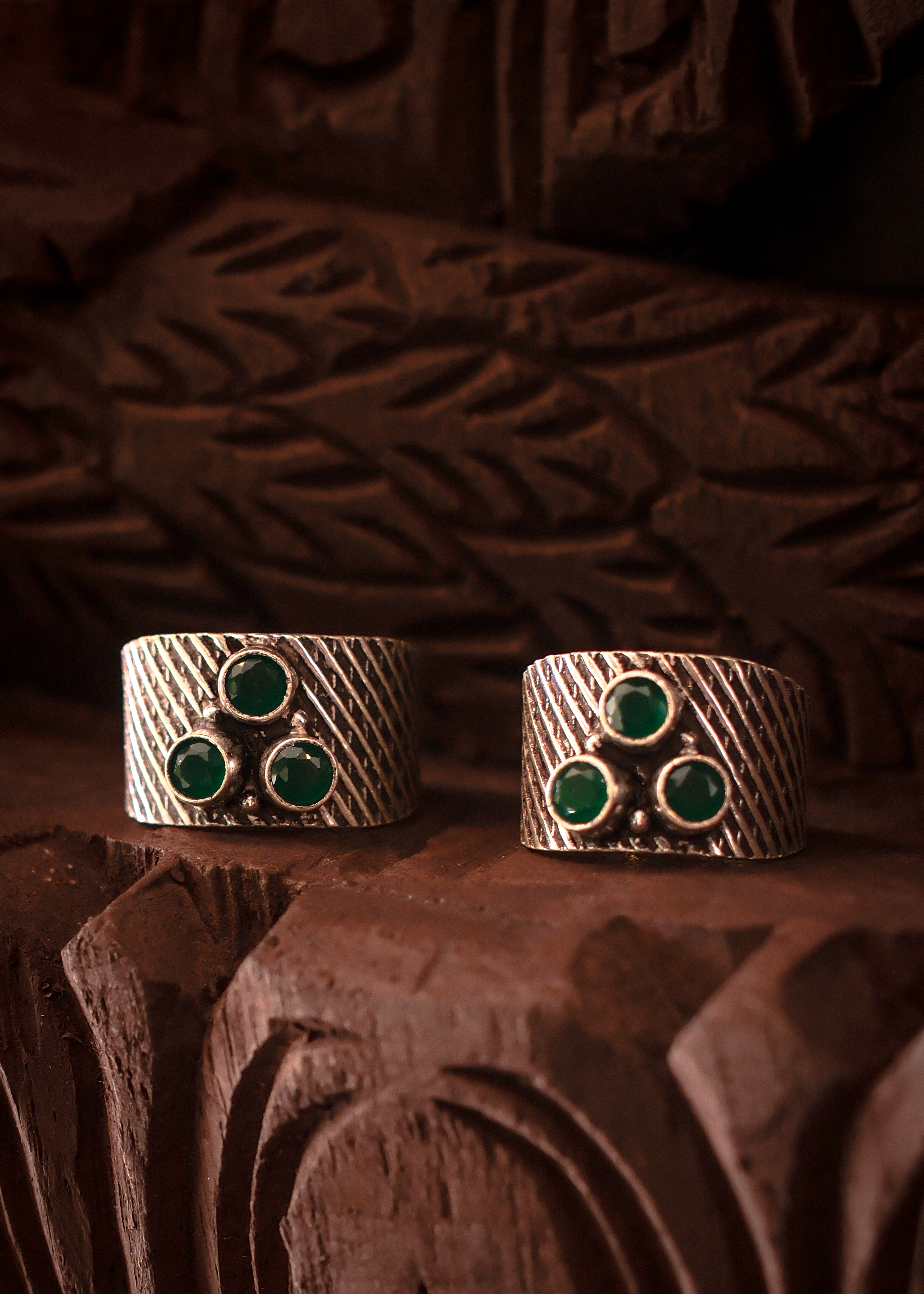 Trivara Toe Ring